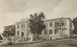 spanish-cancer-institute-radiotherapy-civil-war-1939